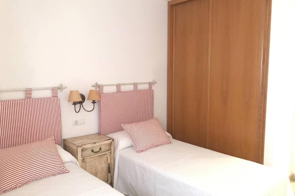 Apartamento primera línea de playa Finisterre Exterior foto